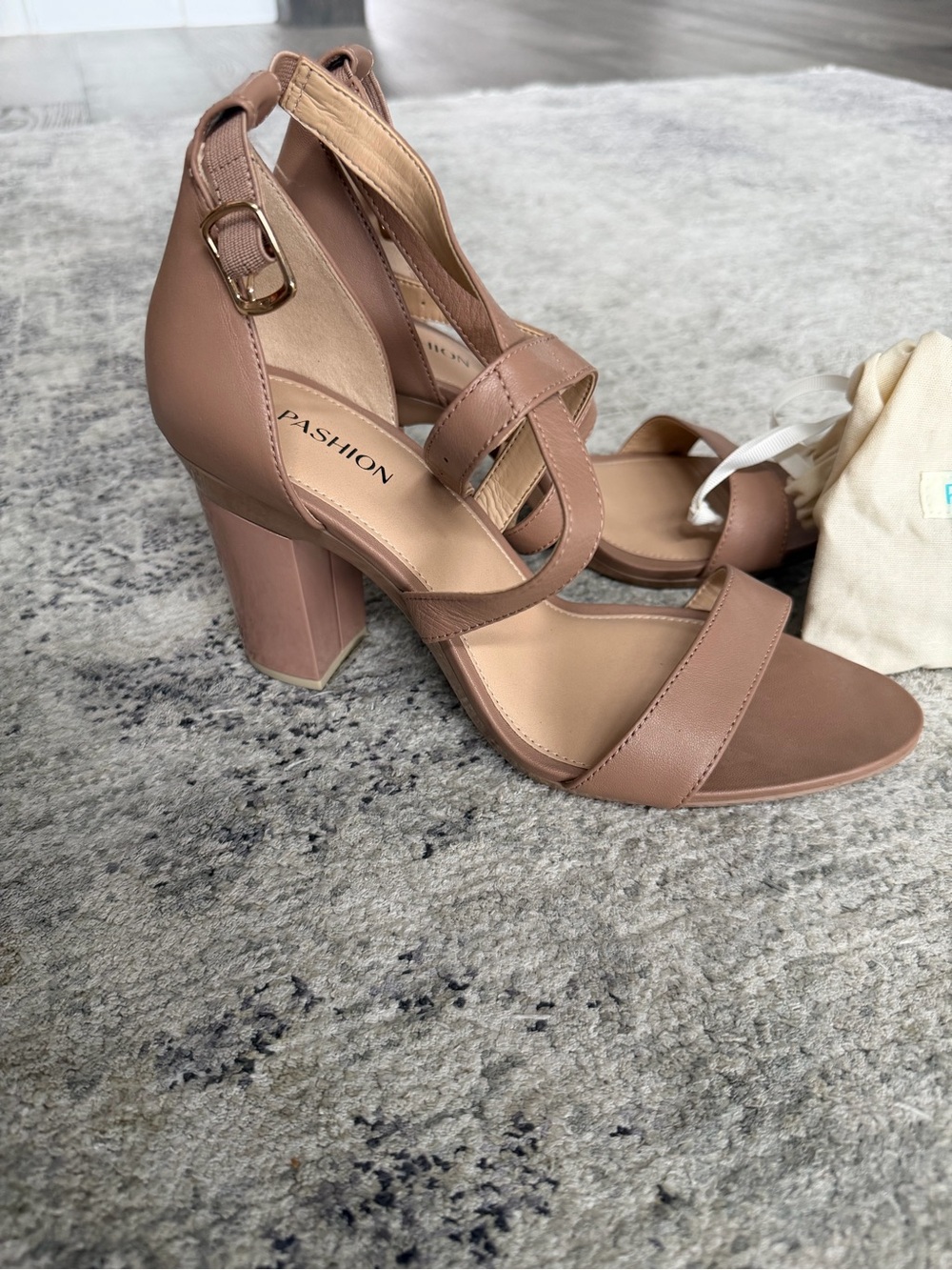 Women's Pashion convertible heels- Nude Brown